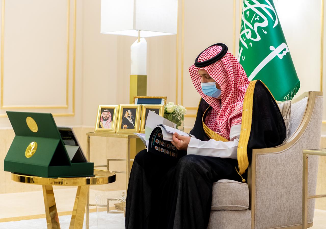 5CE102FD 639B 4443 8A61 61F1EF1B3F75