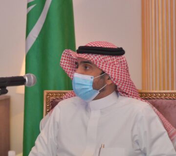 Ely8yo8XUAAePO5 360x320